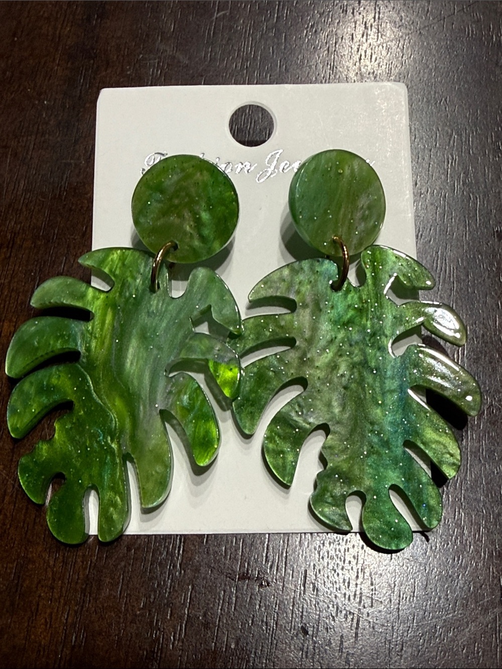NEW Green Leaf Acrylic Drop Earrings - Fashion Jewelry